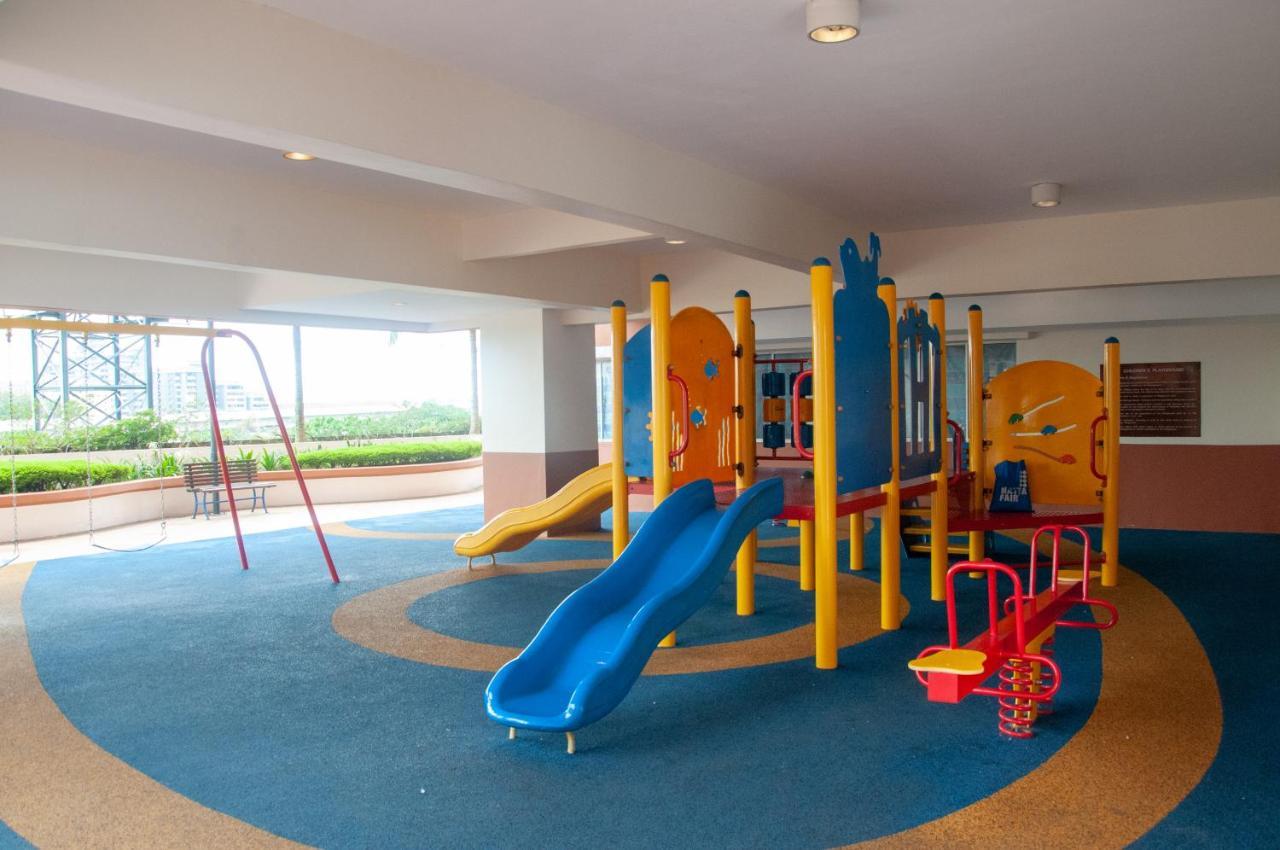 Five H Family Service Apartment Seri Kembangan Ngoại thất bức ảnh